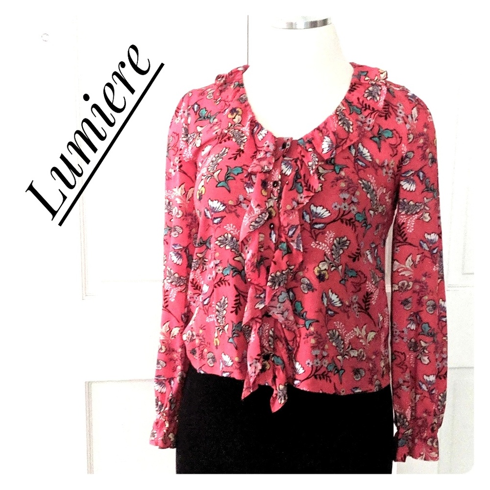 NWT ~ LUMIERE Flower Print Flowy Top